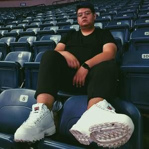 Meet your Posher, Luis arturo